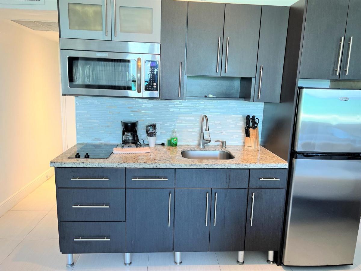 Ocean Front Units At Miami Appartement